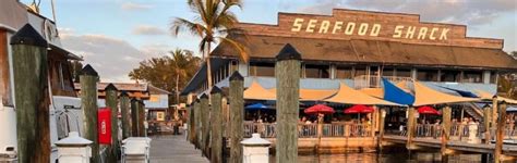 12 Best Bradenton Restaurants on the Water [2022]