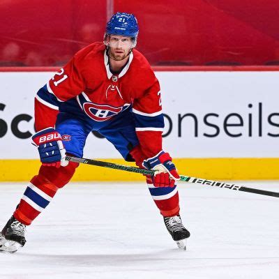 Eric Staal - Net Worth 2022, Salary, Age, Height, Bio, Family, Wiki