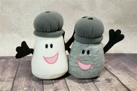 VERY RARE BLUES CLUES MR. SALT MRS. PEPPER STUFFED PLUSH VIACOM EDEN NICKELODEON | eBay in 2022 ...