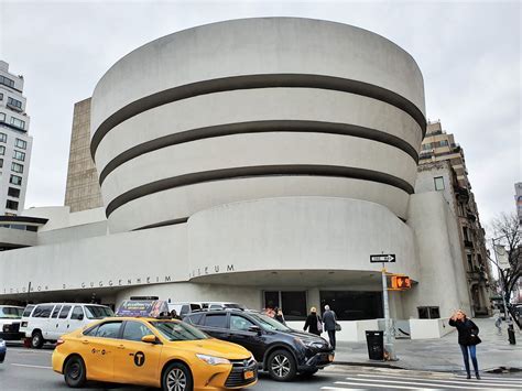 New York City: Solomon R Guggenheim Museum - Elle Field