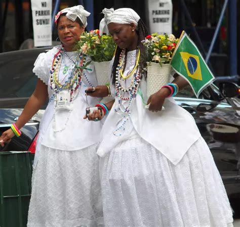 What is the traditional Brazilian costume? - Quora