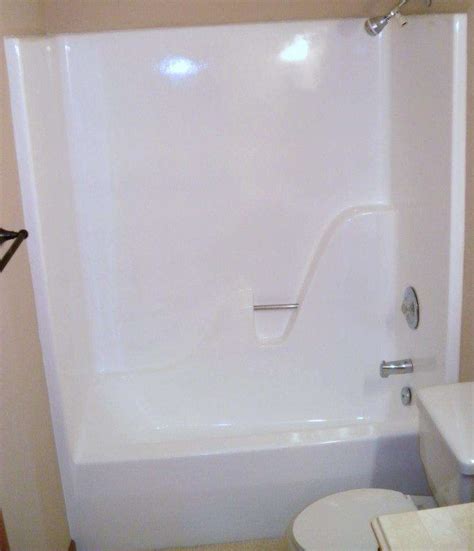 Fiberglass Bathtub Refinishing - Bath Refinishing Solutions