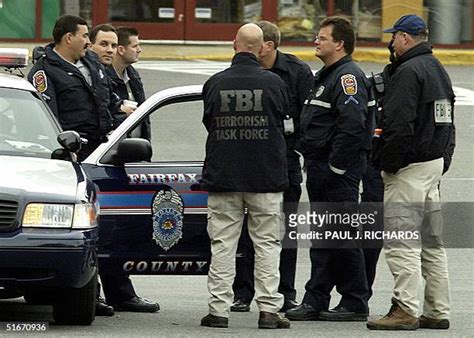 424 Fbi Uniforms Stock Photos, High-Res Pictures, and Images - Getty Images