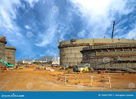 Construction Site of Oil Storage Tank Editorial Photography - Image of ...