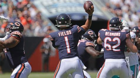 Bears QB Justin Fields Has Potentially Lingering New Injury