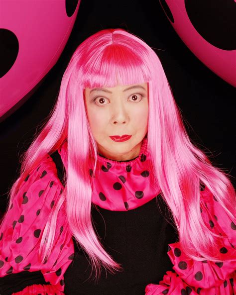 I can only wish to look like that at 83 | Yayoi, Yayoi kusama, Performance art