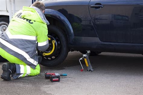 Tire Repair or Replacement? How to Decide - Knight Towing