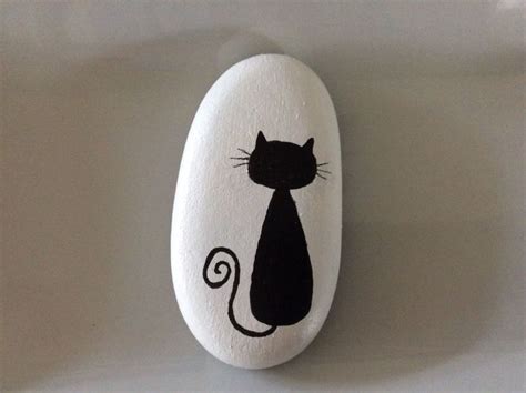 50 Best Painted Cat Rocks - Ideas and Images | Rock painting ideas easy, Painted rocks, Cool ...