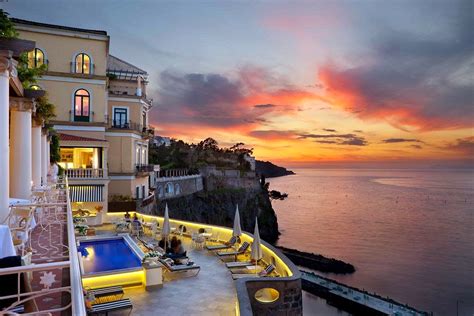 Sorrento (Italia) - Bellevue Syrene 5* ~ Posti da Sogno