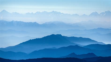 Download wallpaper 3840x2160 mountains, fog, sky, blue, white 4k uhd 16:9 hd background