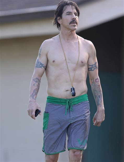 Anthony Kiedis in Hawaii | Anthony Kiedis.net