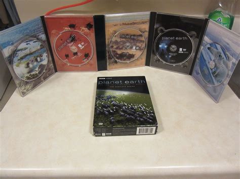 Planet Earth 5 Disc DVD Boxset | Planets, Boxset, Book cover