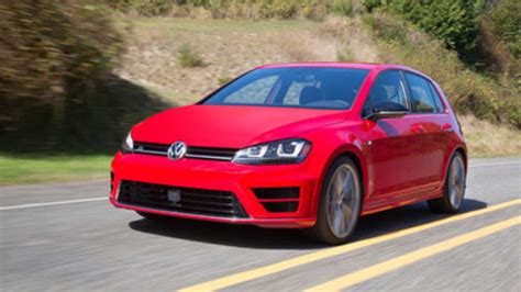 Volkswagen Golf match play: Golf R vs. GTI - Autoblog