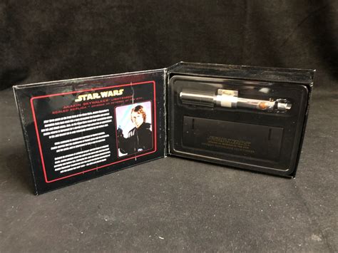 2005 Star Wars Anakin Skywalker Lightsaber Master Replicas .45 Scale