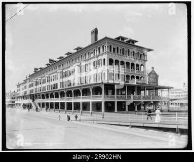 Atlantic City with the ‘Chalfonte-Haddon Hall’ hotel complex behind the famous boardwalk and the ...