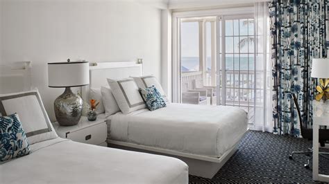 Oceanfront Balcony Two Bedroom Guestroom, Two Queens Primary/One King Room - Isla Bella Beach ...