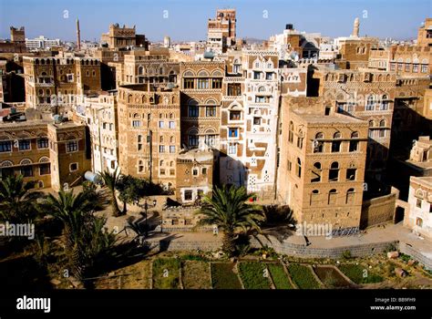 Yemen, Sanaa, ancient arab city, traditional architecture Stock Photo - Alamy