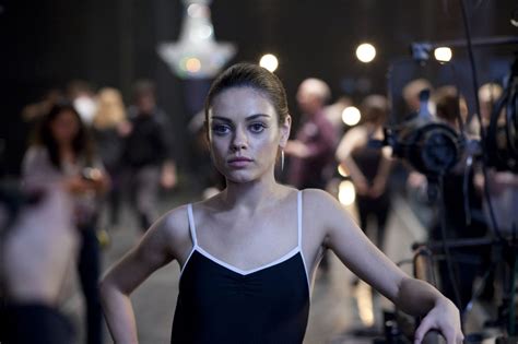 An Interview With The Black Swan — Mila Kunis | by Adam Bat | Hope Lies at 24 Frames Per Second ...