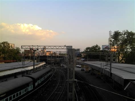 Trains at Indore Railway Station | Veethi