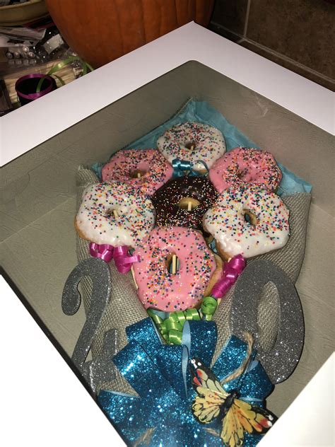 Donut bouquet made by myself for Bethany’s 20th (With images) | Cake pops, Cake, Desserts