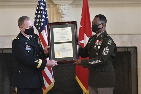 Army G-4 sergeant major concludes 33-year career | Article | The United States Army