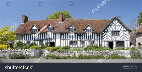 Mary Arden'S House (William Shakespeare'S Mother) Stock Photo 103421786 ...