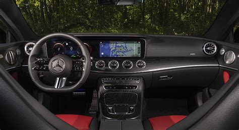 2021 Mercedes-Benz E 450 4MATIC Coupe (US-Spec) - Interior, Cockpit ...