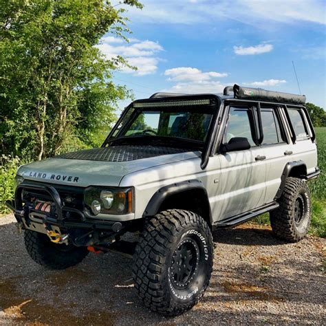 Lifted Land Rover Discovery 2 TD5 on 35s – Overland Rig from UK | Land rover discovery 2, Land ...