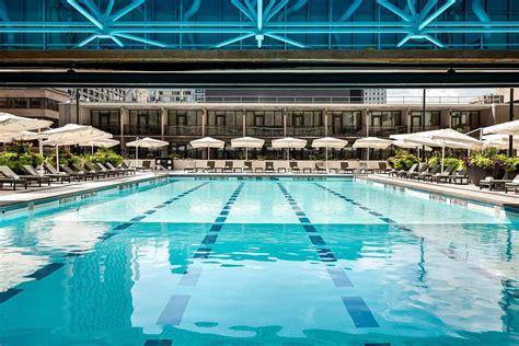 Sheraton Centre Toronto Hotel Pool: Pictures & Reviews - Tripadvisor