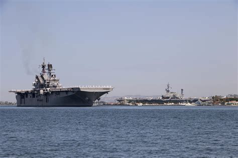 USS Tripoli (LHA 7) arrives at her homeport in San Diego. [5472*3648] : r/WarshipPorn