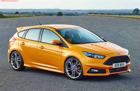 Ford revela a nova geração do Focus ST