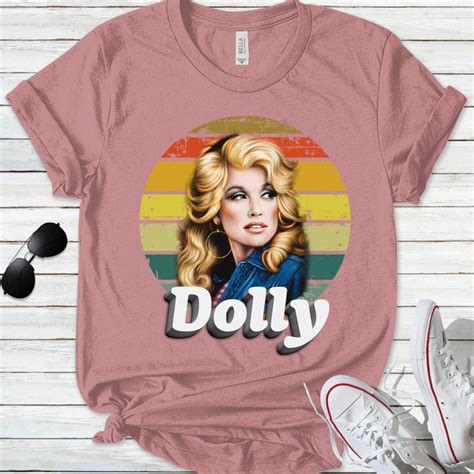 Dolly Parton T-shirt - americanteeshop.com Dolly Parton T-shirt