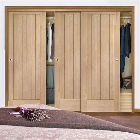 Three Sliding Maximal Wardrobe Doors & Frame Kit - Suffolk Oak Door - Prefinished | Sliding ...