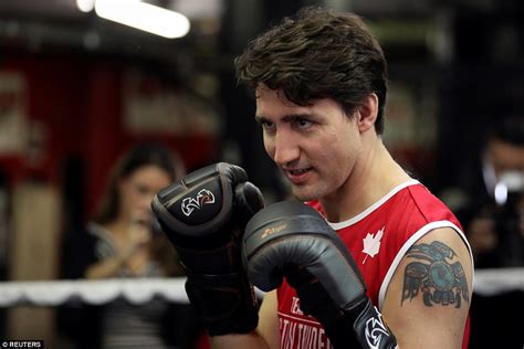 Canadian Prime Minister Justin Trudeau boxes at Gleason's Gym in Brookln | Daily Mail Online