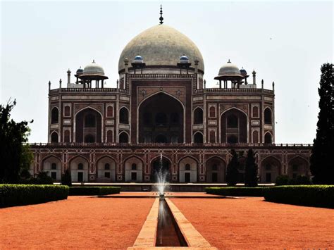 10 Famous Historical Monuments of Medieval India | Feature Articles ...