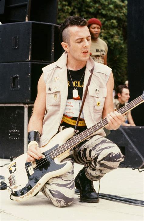 Joe Strummer of The Clash, his guitar, and his awesome mohawk, 1982 : r ...