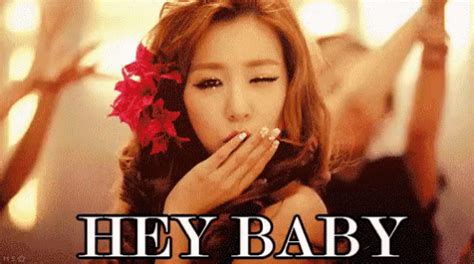 Hey Baby GIF - GirlsGeneration Twinkle KPop - Discover & Share GIFs