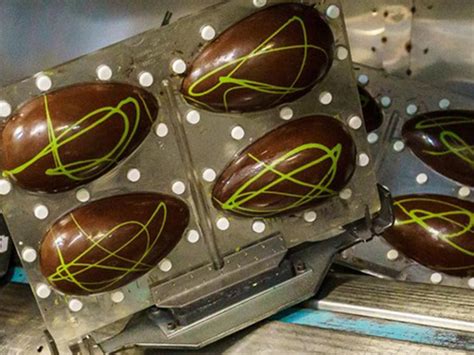 The New Asda Plastic Free Easter Eggs Are a Victory for Sustainability