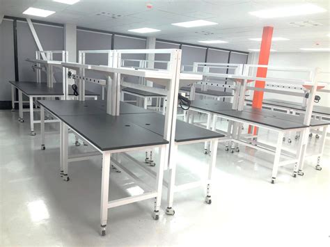 High-Quality Lab Bench and Lab Workstation for Industrial Use