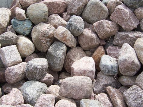 Granite Boulders 6-12 Inch | Erickson's Landscape Supply