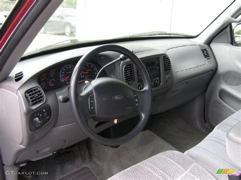 Medium Graphite Interior 1997 Ford F150 XLT Regular Cab Photo #49288709 | GTCarLot.com