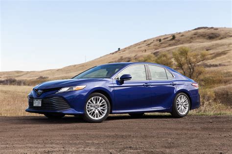 2018 Toyota Camry Hybrid gas-mileage review: going the distance (Page 2)