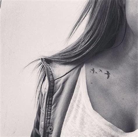 Clavicle Tattoo: 30+ Most Beautiful Shoulder Tattoo Ideas