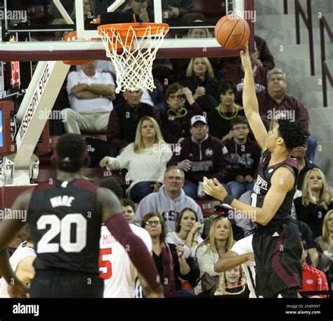 Mississippi State guard Quinndary Weatherspoon (11) gets an open layup during the first half of ...