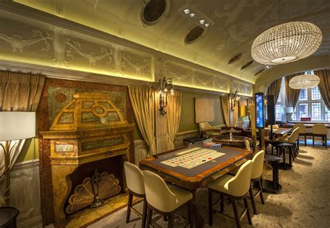 The Clermont Club is definitely one of the most high end casinos in London. It is one Britain's ...