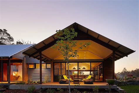 Farm House: Clean Energy and Classic Design Bring Alive this Lovely Aussie Home | Decoist