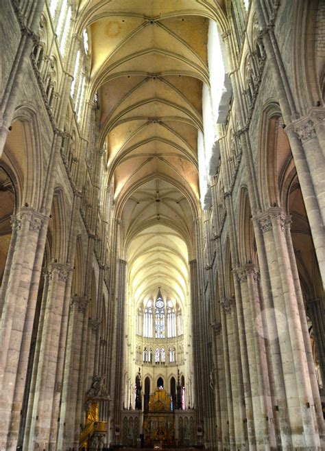 Amiens Cathedral - Visiting This Great Gothic Masterpiece