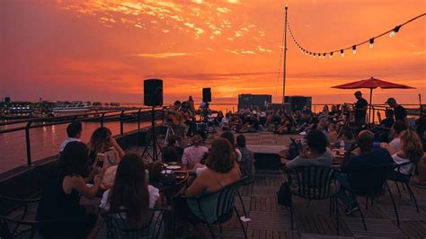 Experience Live Music At ‘Sofar Sounds’ Concerts In The Bay