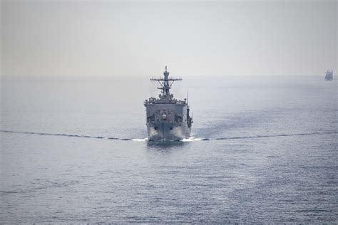 Whidbey Island-class: Navy's Eight Dock Landing Ship | SOFREP