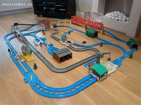 thomas trackmaster layout ideas - Google Search | Thomas the train toys ...